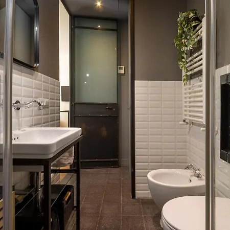 Apartamento Chic Industrial Design By Vatican Museum *