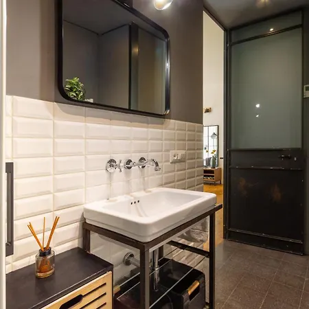 Apartamento Chic Industrial Design By Vatican Museum